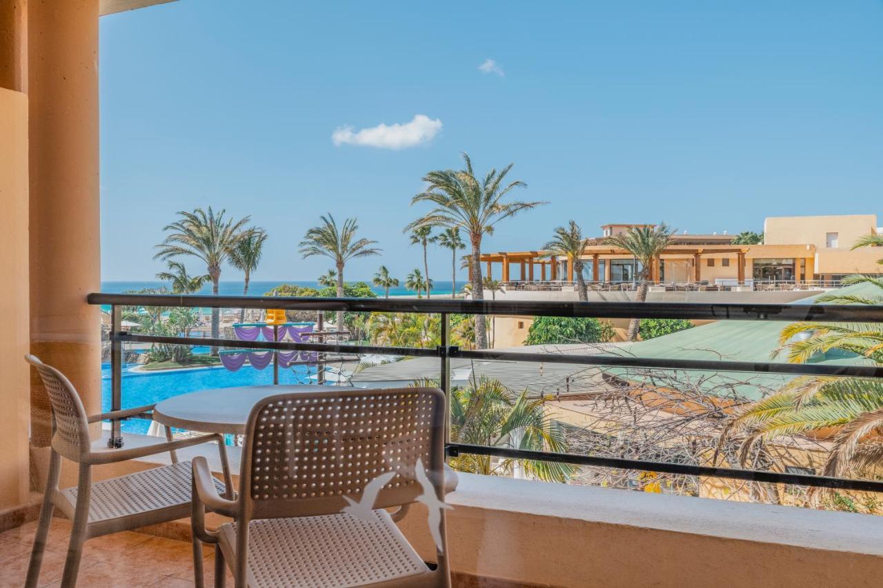 Iberostar Waves Playa Gaviotas Hotel